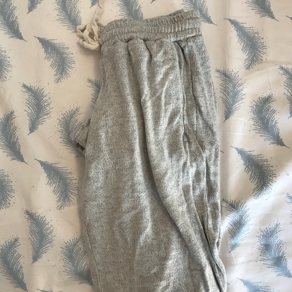 Brandy Melville sweatpants